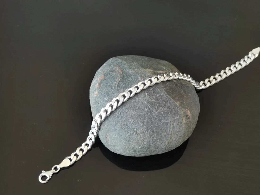 Curvv Silver Bracelet For Men