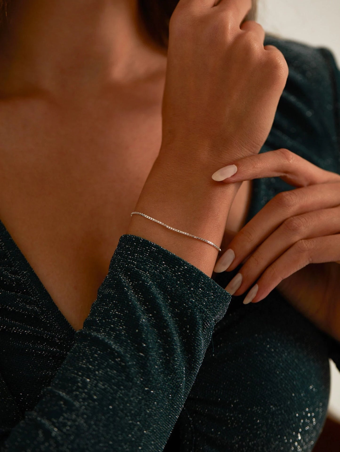 Minimalist Silver Roundbox Bracelet For Women