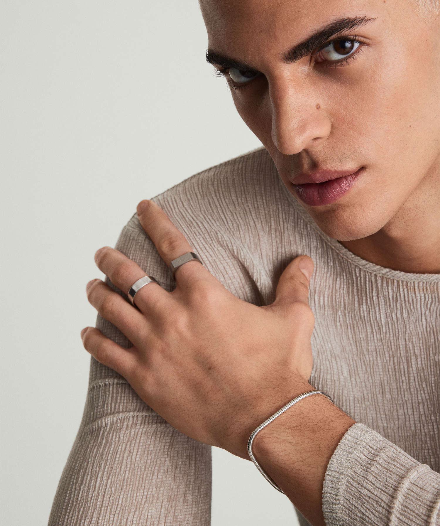 Cartier | Love Bracelet | Mens Fashion | My Style | Erkekmoda3nokta0 | Mens  fashion, 2014 fashion, Fashion