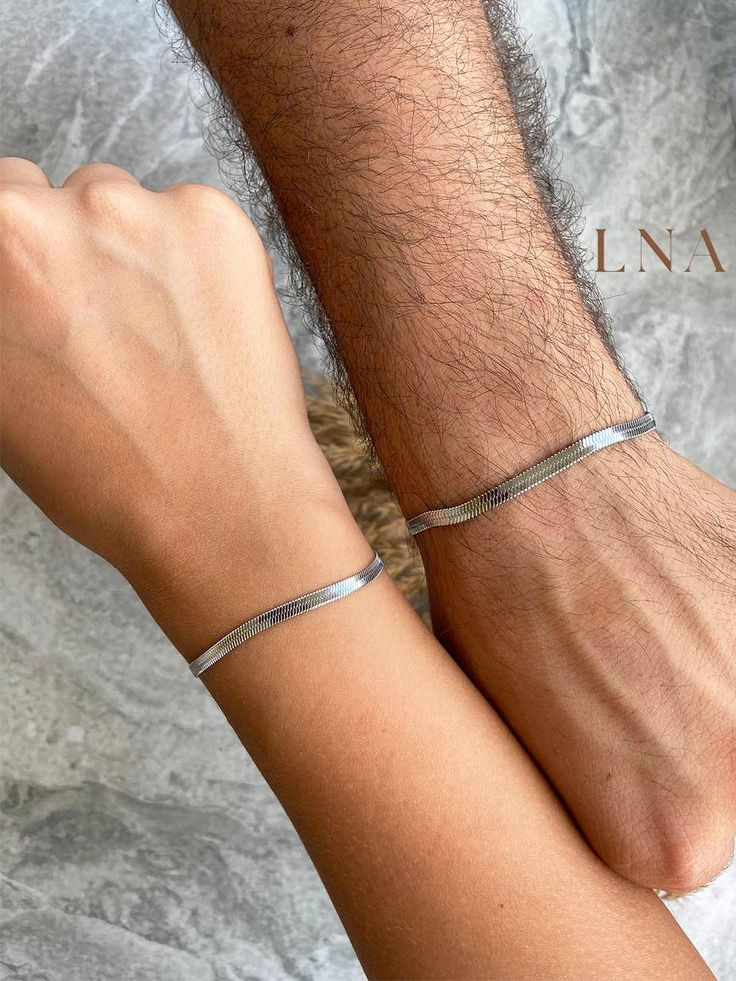 Heeri Duo Silver Couples Bracelets