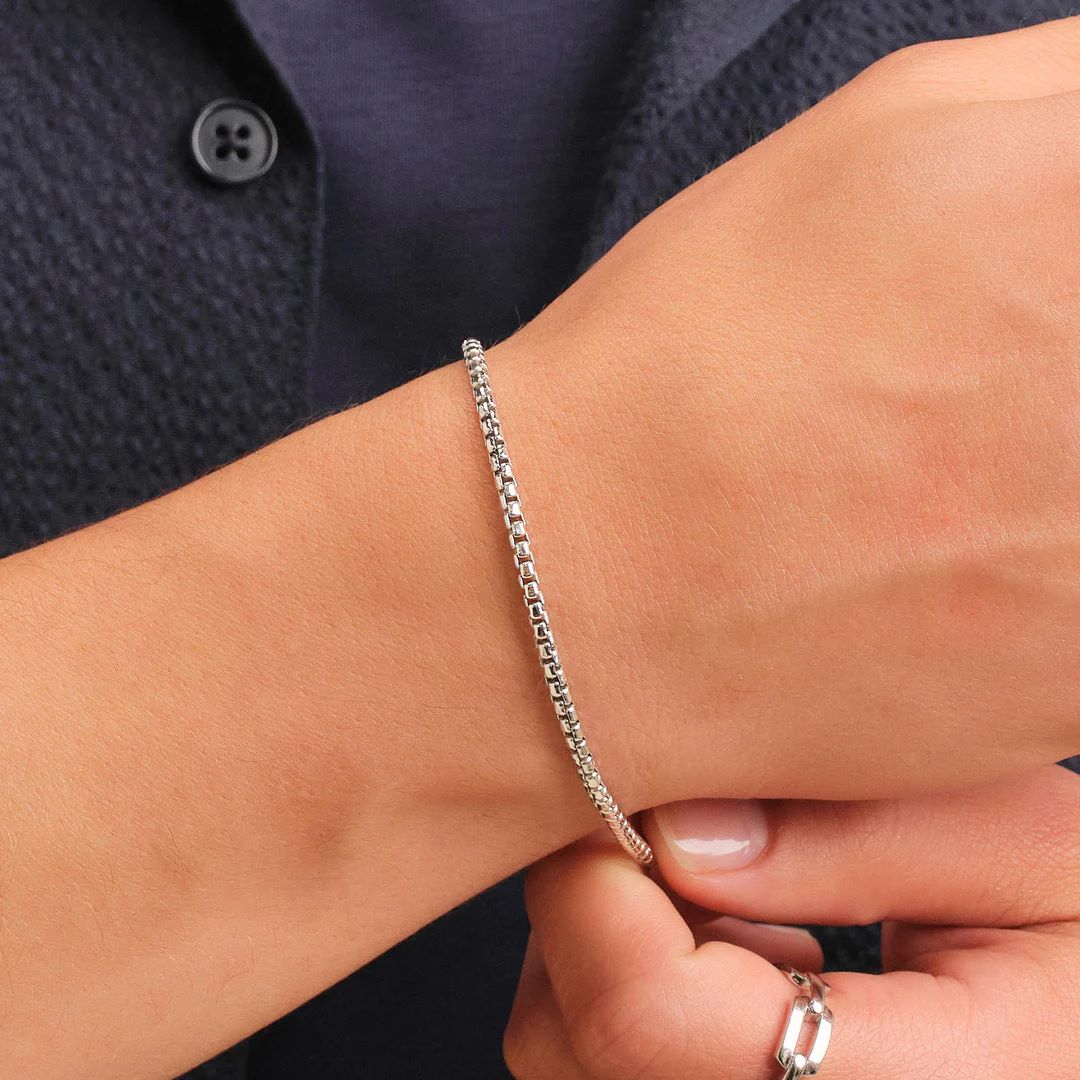 Roundbox Silver Bracelet For Men