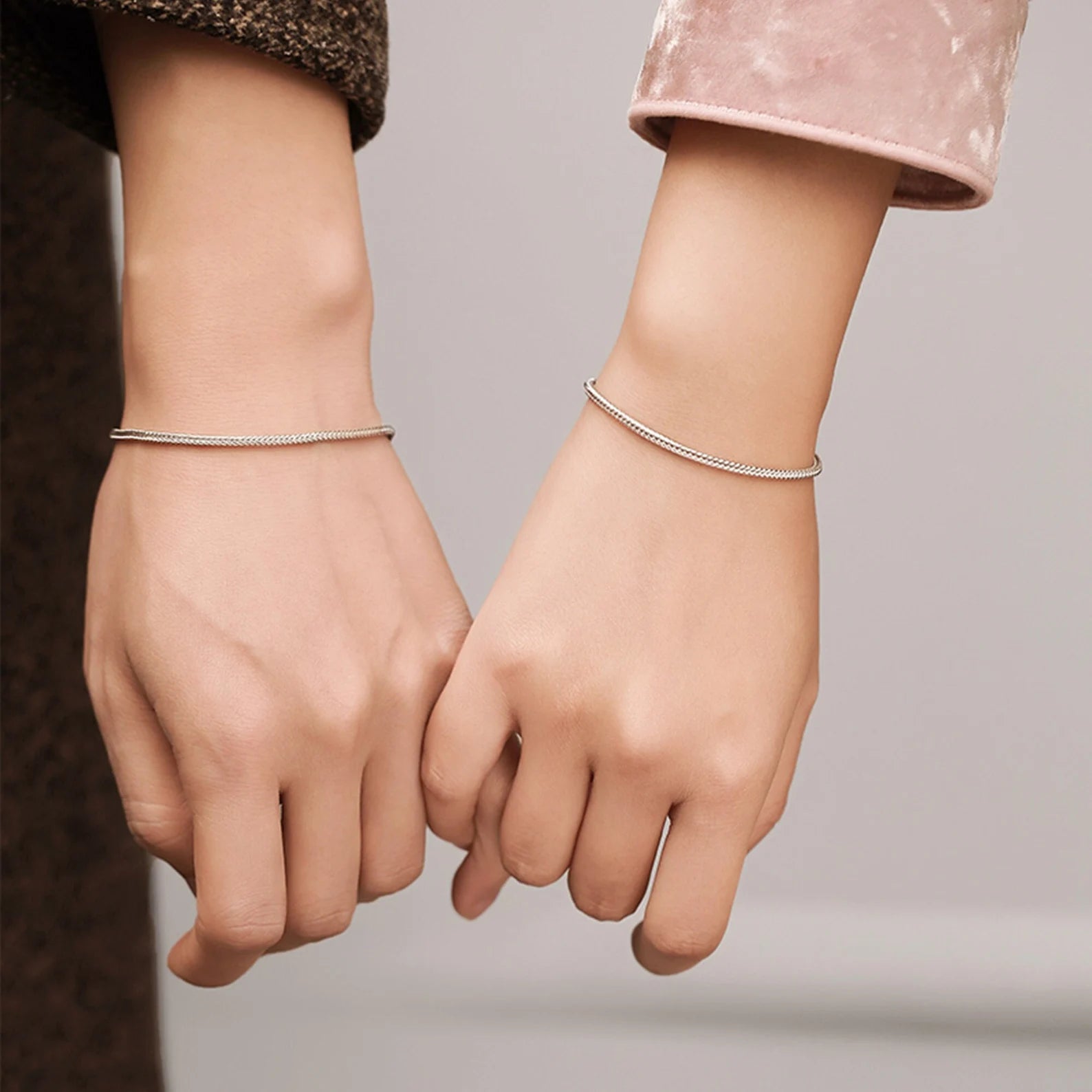 Couples bracelet-stylish silver plated magnet handshake pair bracelets for  men & women (set of 2) - Digital Dress Room - 4168532